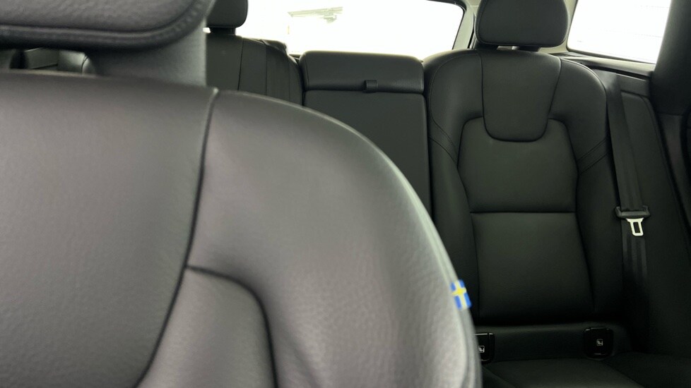 Used Volvo XC60 2023 for sale - 76826775: Photo 37