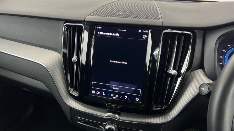 Used Volvo XC60 2023 for sale - 76826775: Photo 42