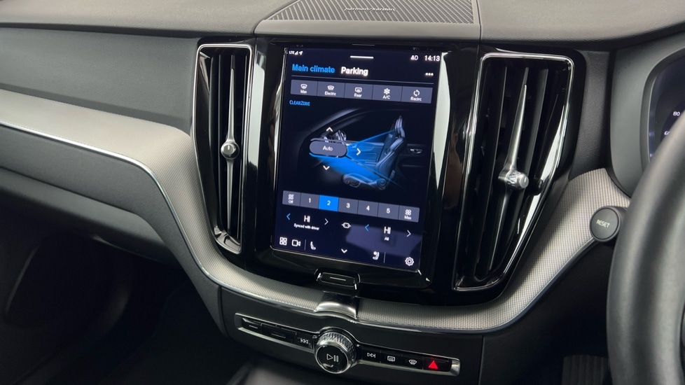 Used Volvo XC60 2023 for sale - 76826775: Photo 48