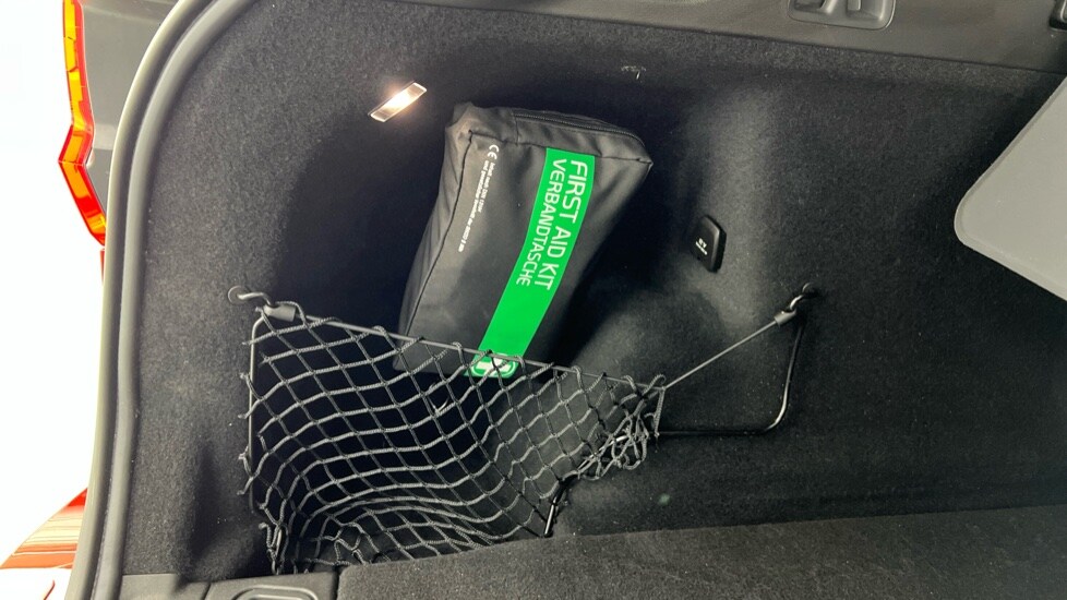 Used Volvo XC60 2023 for sale - 76826775: Photo 57