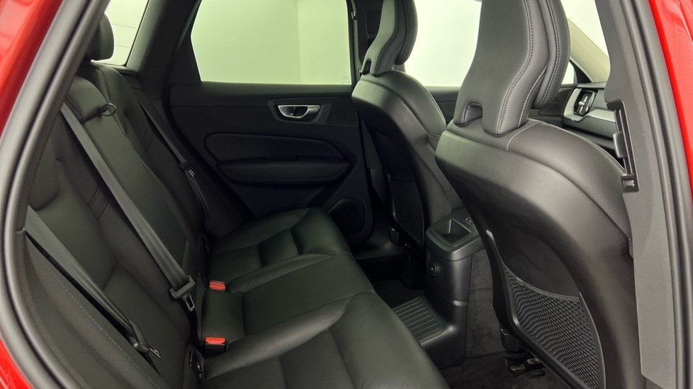 Used Volvo XC60 2023 for sale - 76826775: Photo 6
