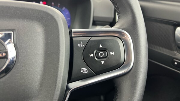 Used Volvo XC40 2025 for sale - 75467815: Photo 19