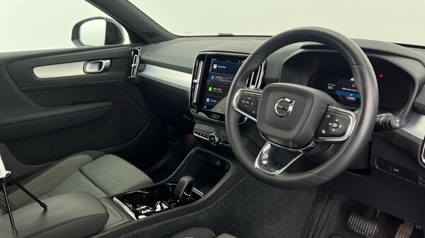 Used Volvo XC40 2025 for sale - 75467815: Photo 4