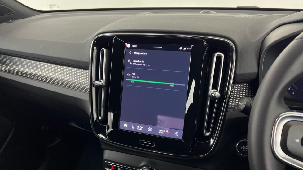 Used Volvo XC40 2025 for sale - 76971281: Photo 15