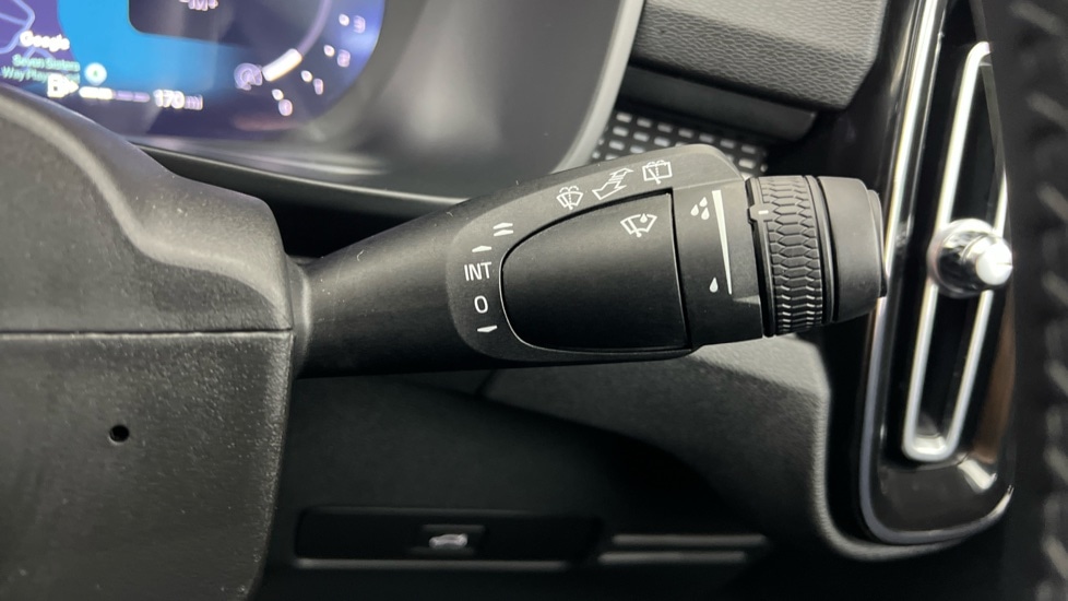 Used Volvo XC40 2025 for sale - 76971281: Photo 23