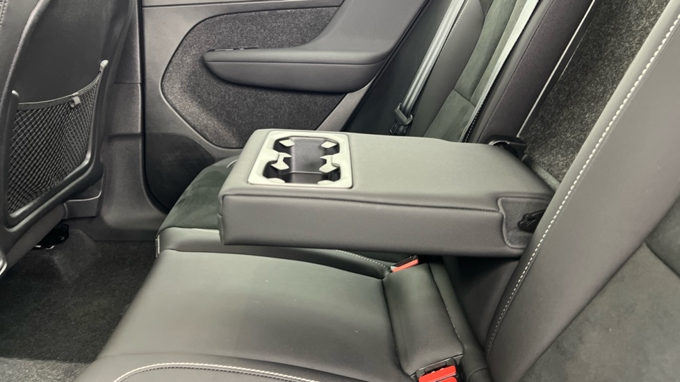 Used Volvo XC40 2025 for sale - 76971281: Photo 34