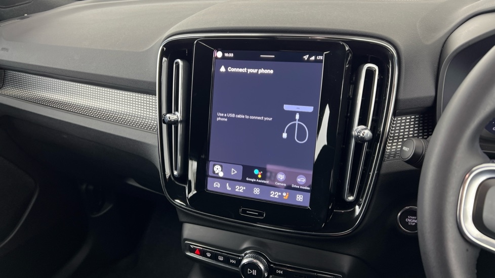 Used Volvo XC40 2025 for sale - 76971281: Photo 44