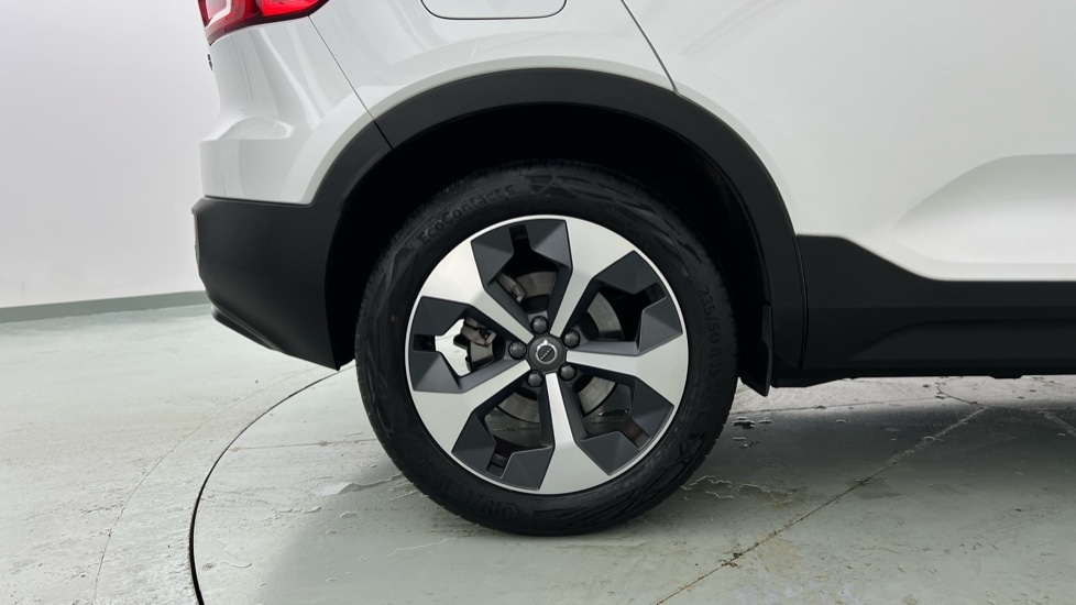 Used Volvo XC40 2025 for sale - 76971281: Photo 9