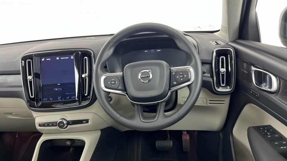 Used Volvo XC40 2022 for sale - 77060619: Photo 10