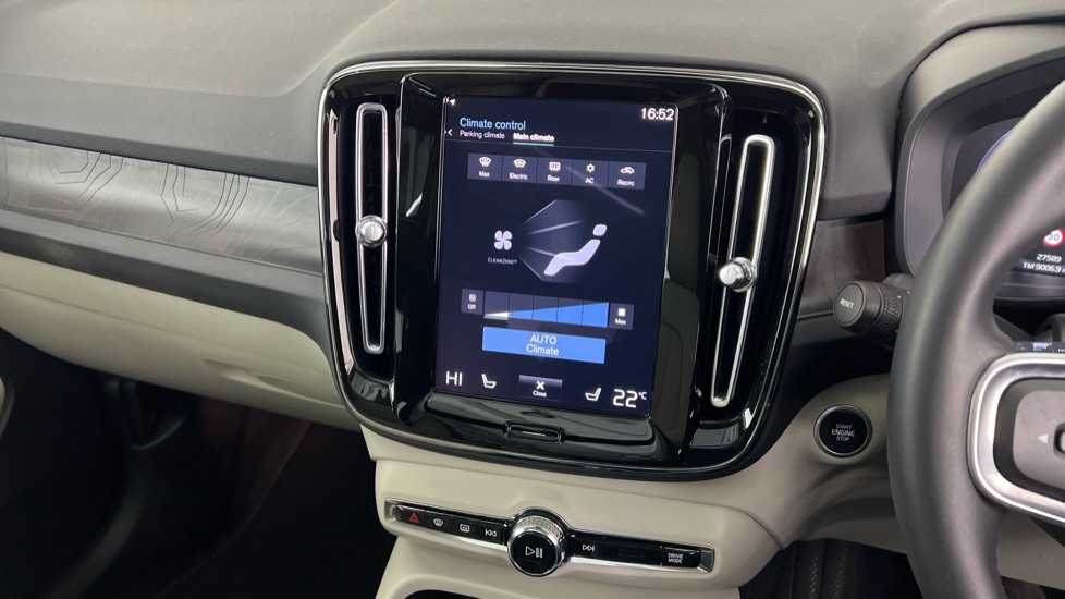 Used Volvo XC40 2022 for sale - 77060619: Photo 45