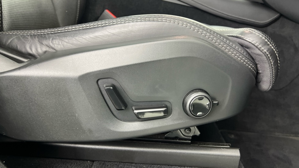 Used Volvo XC90 2023 for sale - 77326311: Photo 30