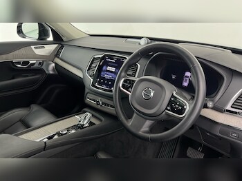 Used Volvo XC90 2023 for sale - 77326311: Photo