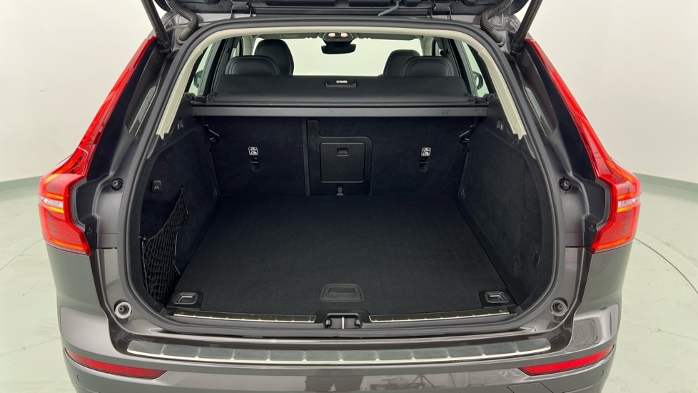 Used Volvo XC60 2024 for sale - 76130498: Photo 13