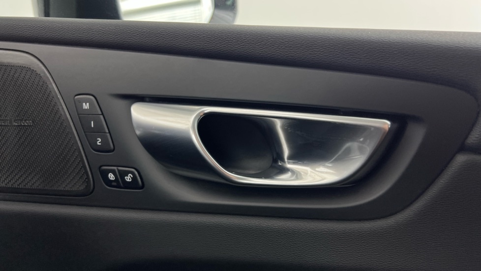 Used Volvo XC60 2024 for sale - 76130498: Photo 42