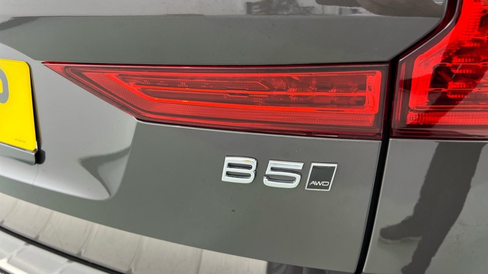 Used Volvo XC60 2024 for sale - 76130498: Photo 45
