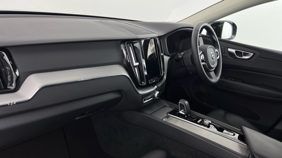 Used Volvo XC60 2024 for sale - 76130498: Photo 51