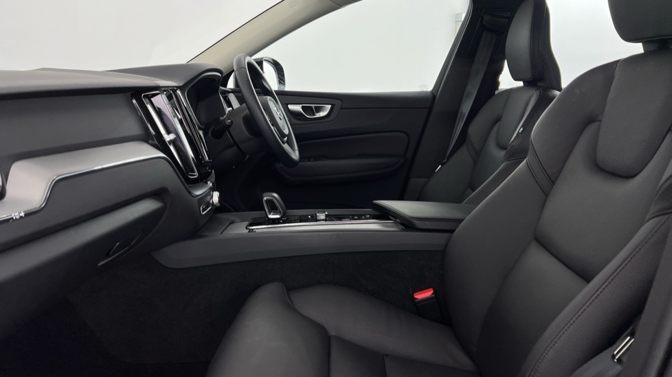 Used Volvo XC60 2024 for sale - 76130498: Photo 52