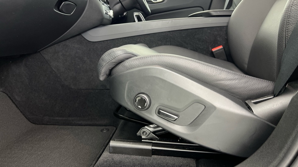 Used Volvo XC60 2024 for sale - 76130498: Photo 53