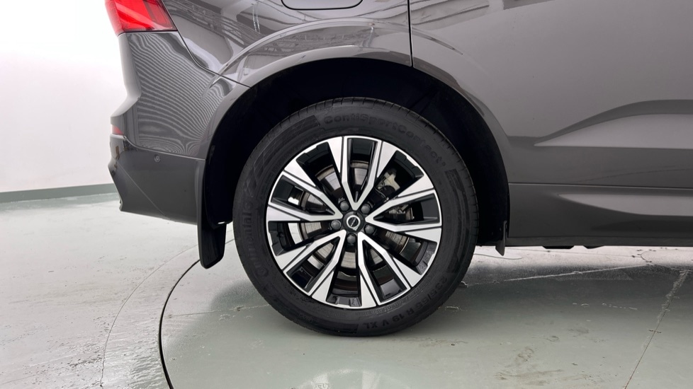Used Volvo XC60 2024 for sale - 76130498: Photo 9