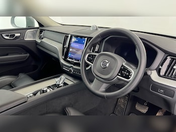 Used Volvo XC60 2025 for sale - 78277663: Photo