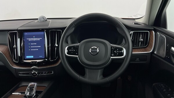 Used Volvo XC60 2024 for sale - 75591039: Photo 10