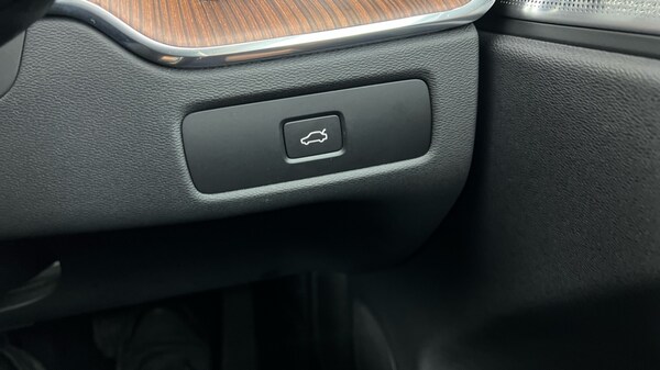 Used Volvo XC60 2024 for sale - 75591039: Photo 49