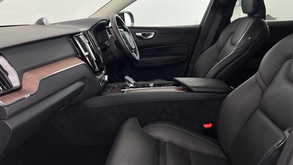 Used Volvo XC60 2024 for sale - 75591039: Photo 54