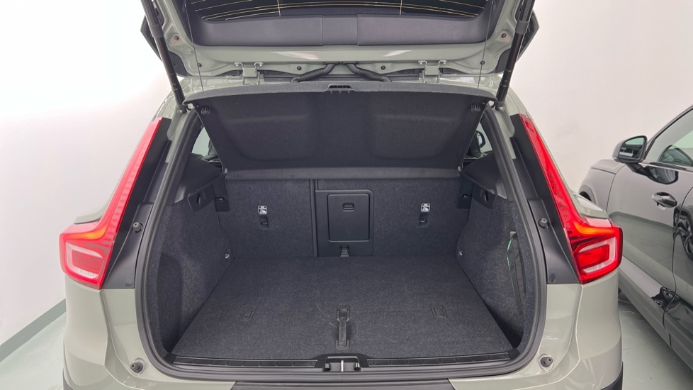 Used Volvo XC40 2025 for sale - 76501454: Photo 13