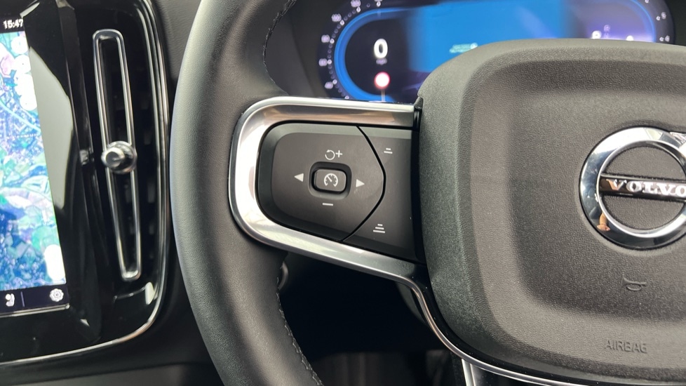 Used Volvo XC40 2025 for sale - 76501454: Photo 21