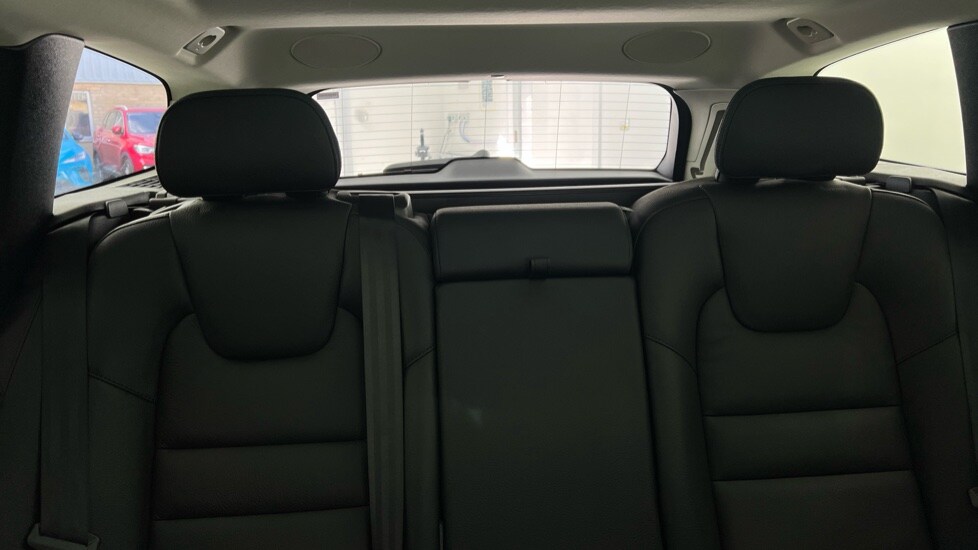 Used Volvo V60 2025 for sale - 77726022: Photo 36