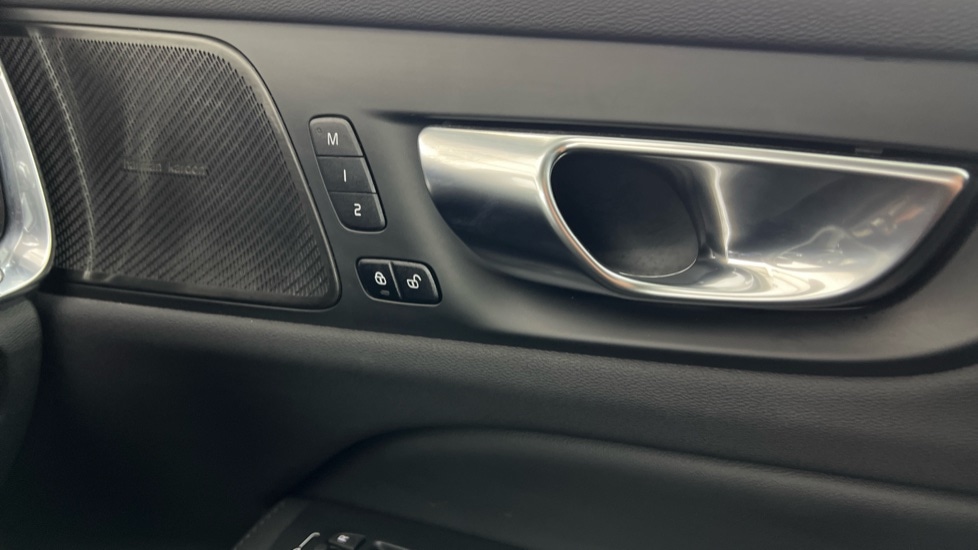 Used Volvo V60 2025 for sale - 77726022: Photo 51