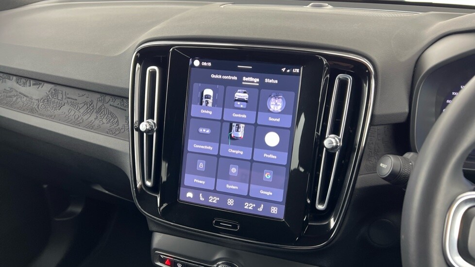 Used Volvo XC40 2023 for sale - 77885391: Photo 17