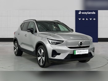 Used Volvo XC40 2023 for sale - 77885391: Photo