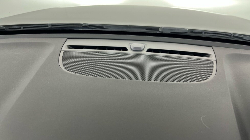 Used Volvo XC40 2023 for sale - 77885391: Photo 26