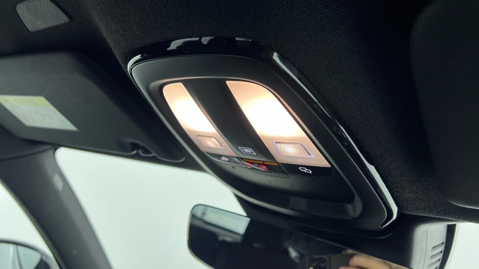 Used Volvo XC40 2023 for sale - 77885391: Photo 27