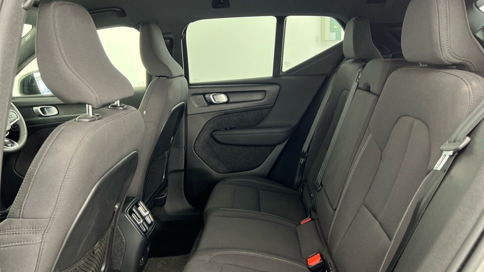 Used Volvo XC40 2023 for sale - 77885391: Photo 32