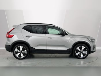 Used Volvo XC40 2023 for sale - 77885391: Photo