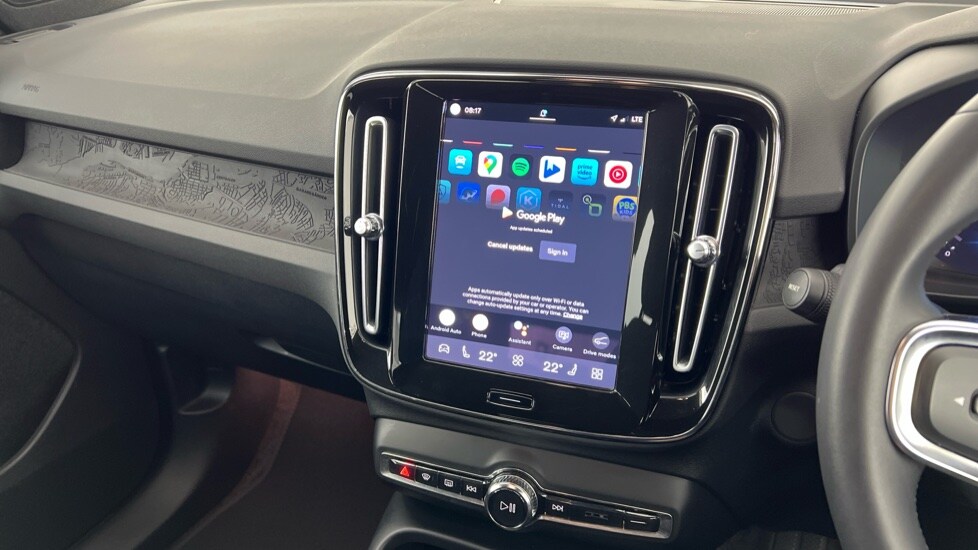 Used Volvo XC40 2023 for sale - 77885391: Photo 45