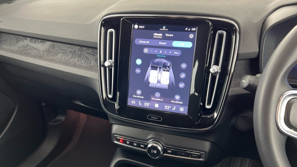 Used Volvo XC40 2023 for sale - 77885391: Photo 46