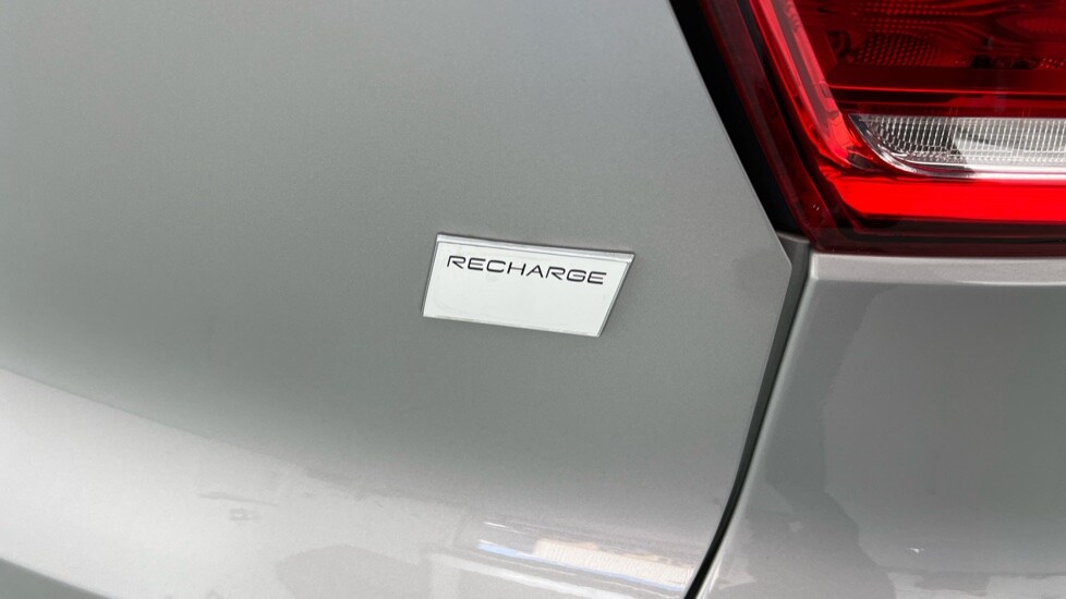 Used Volvo XC40 2023 for sale - 77885391: Photo 51