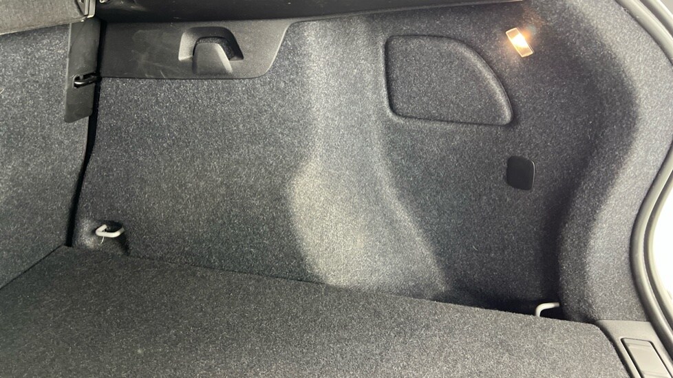 Used Volvo XC40 2023 for sale - 77885391: Photo 53