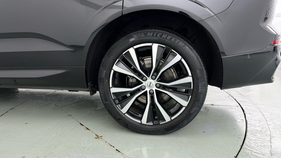 Used Volvo XC60 2023 for sale - 77087543: Photo 60