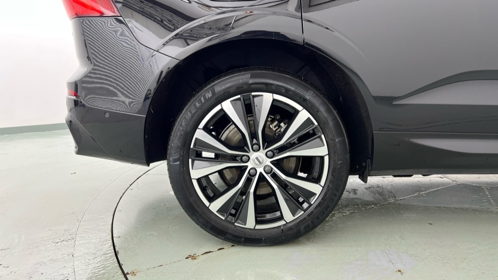 Used Volvo XC60 2023 for sale - 77087543: Photo 9