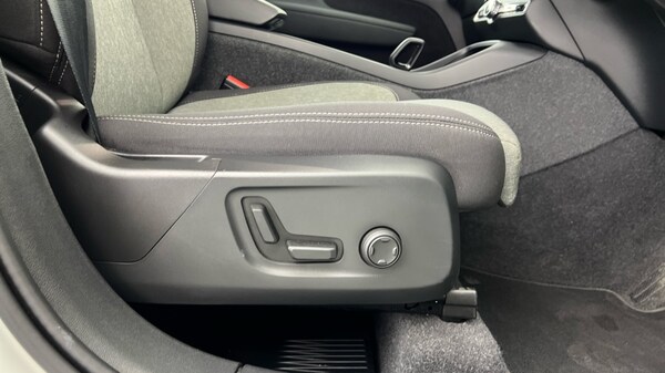Used Volvo XC40 2024 for sale - 75763827: Photo 30
