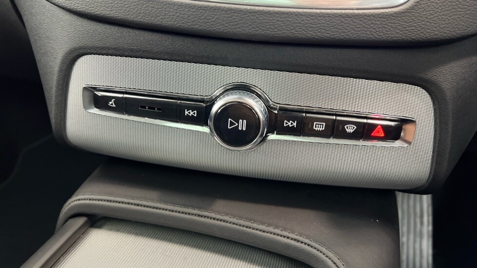 Vehicle 44