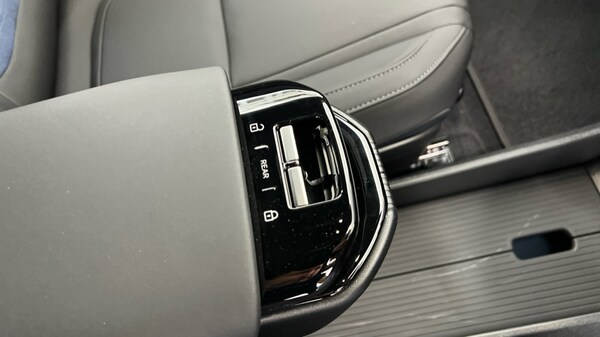 Used Volvo EX30 2024 for sale - 75467618: Photo 24
