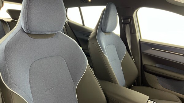Used Volvo EX30 2024 for sale - 75467618: Photo 28