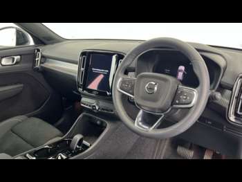 Used Volvo XC40 2024 for sale - 75158204: Photo