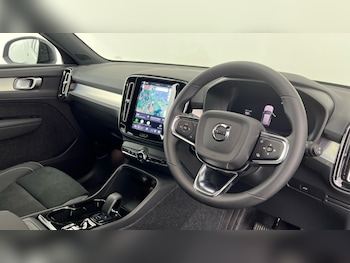 Used Volvo XC40 2026 for sale - 79101805: Photo