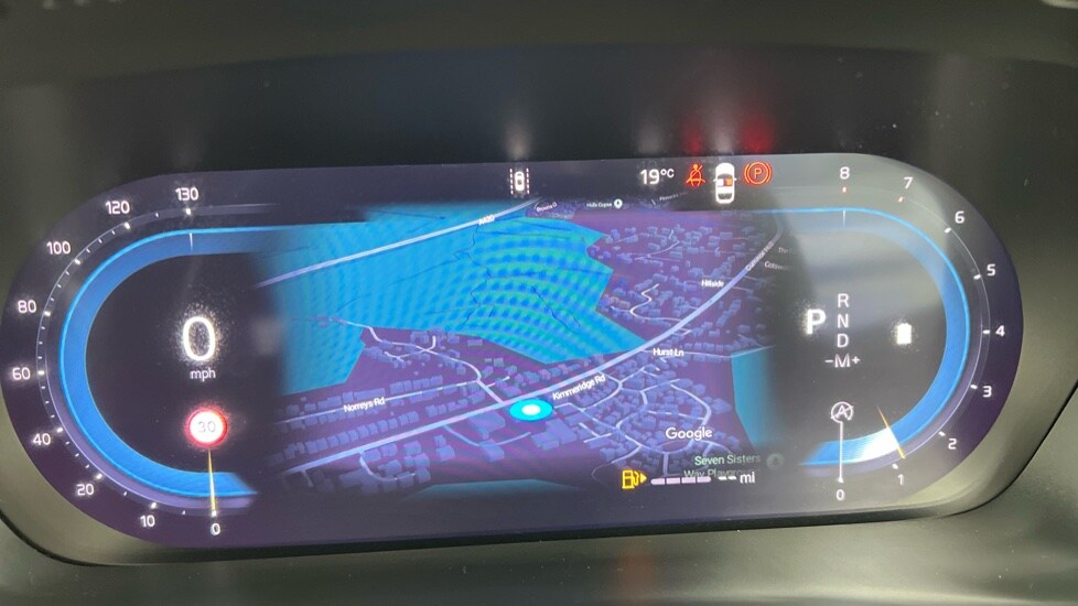 Used Volvo XC40 2024 for sale - 75763465: Photo 11